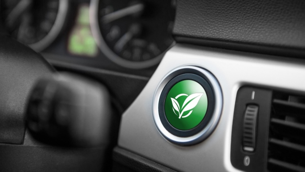 Toyota and Mazda are reported to be considering a comprehensive partnership in environmentally friendly technolog