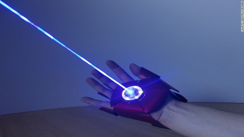 This dual-laser iron man glove is the latest product by German gadget enthusiast Patrick Priebe.