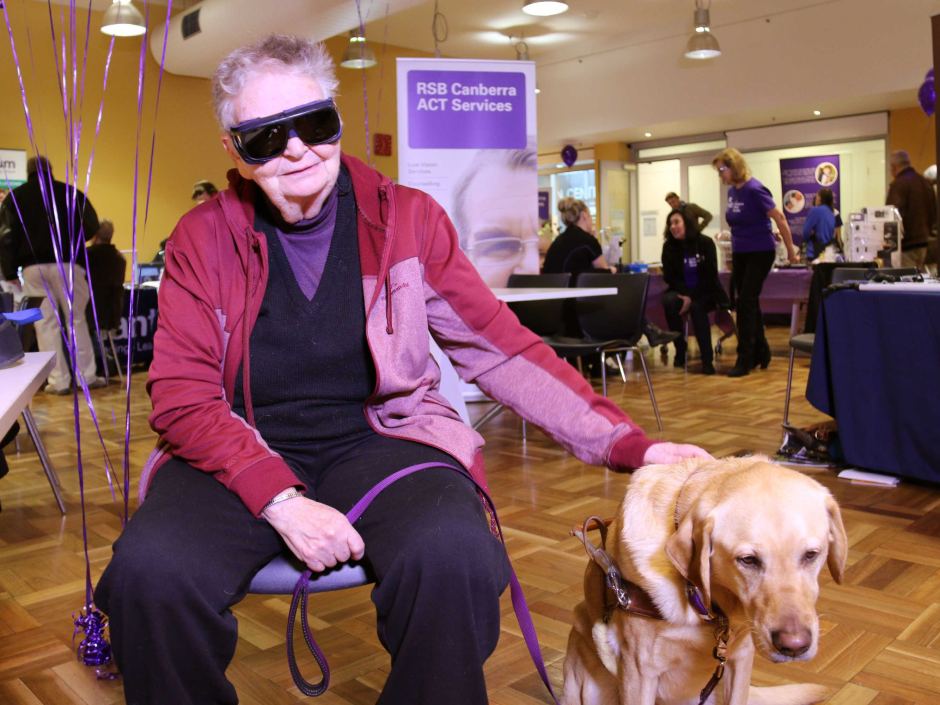 Anna Saxon said along with her guide dog Elska, advances in technology were allowing her to give back to the Canberra community. Photo: ABC News/Elise Pianegonda