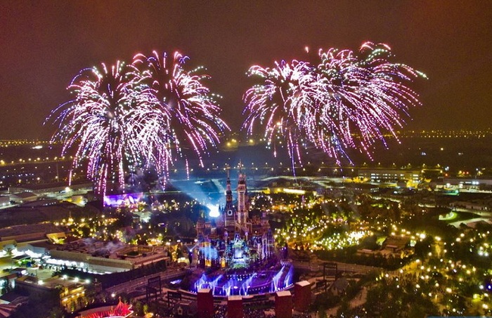 Night scene of Shanghai Disney Resort in Shanghai
