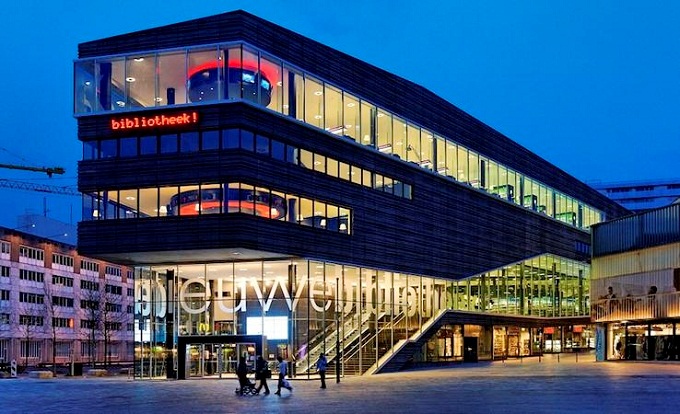 Nieuwe Bibliotheek (New Library) in Netherlands
